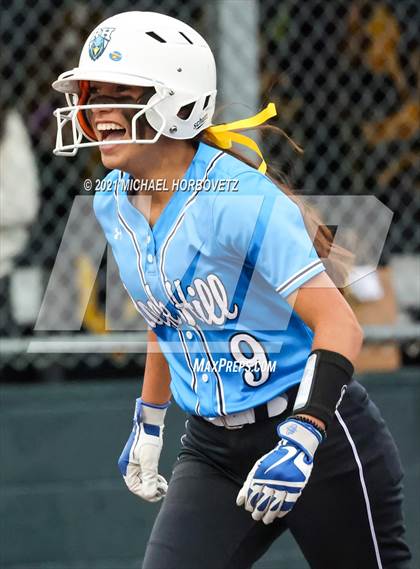 Thumbnail 2 in Rock Hill @ Memorial (UIL 5A Regional Quarterfinal Playoff) photogallery.