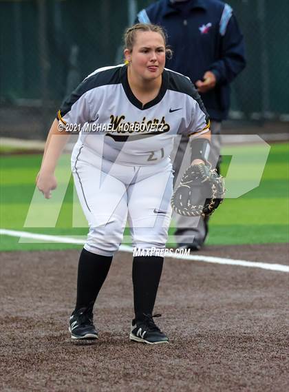 Thumbnail 3 in Rock Hill @ Memorial (UIL 5A Regional Quarterfinal Playoff) photogallery.