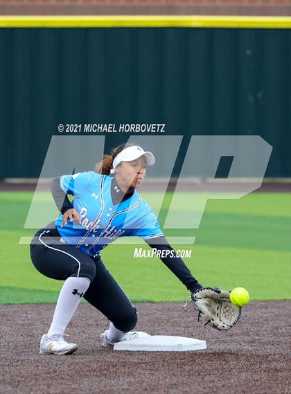 Thumbnail 1 in Rock Hill @ Memorial (UIL 5A Regional Quarterfinal Playoff) photogallery.