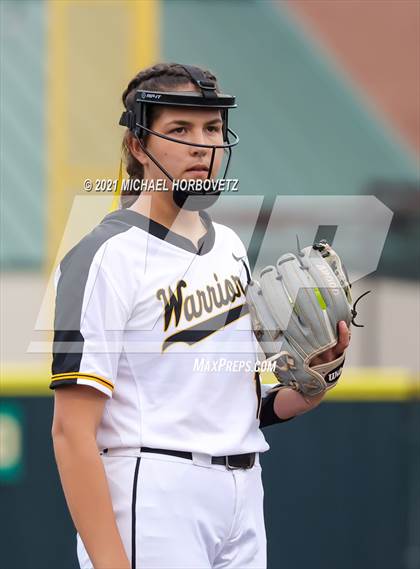 Thumbnail 1 in Rock Hill @ Memorial (UIL 5A Regional Quarterfinal Playoff) photogallery.