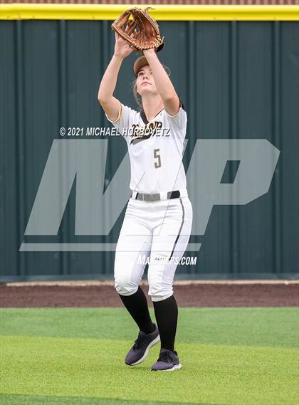Thumbnail 1 in Rock Hill @ Memorial (UIL 5A Regional Quarterfinal Playoff) photogallery.