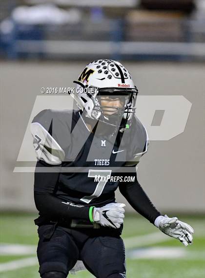 Thumbnail 1 in Malakoff vs. Cameron Yoe (UIL 3A Quarterfinal) photogallery.