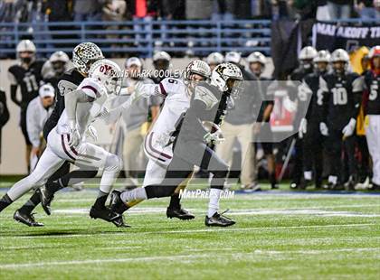 Thumbnail 2 in Malakoff vs. Cameron Yoe (UIL 3A Quarterfinal) photogallery.