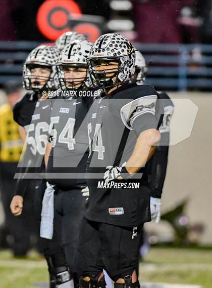 Thumbnail 3 in Malakoff vs. Cameron Yoe (UIL 3A Quarterfinal) photogallery.