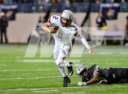 Thumbnail 2 in Malakoff vs. Cameron Yoe (UIL 3A Quarterfinal) photogallery.