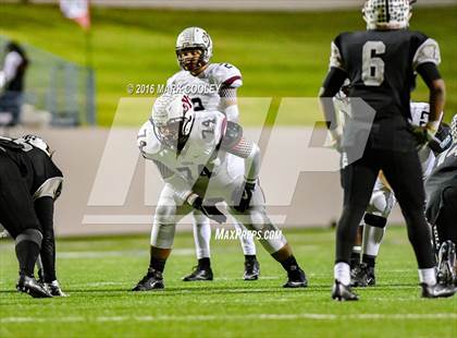 Thumbnail 2 in Malakoff vs. Cameron Yoe (UIL 3A Quarterfinal) photogallery.