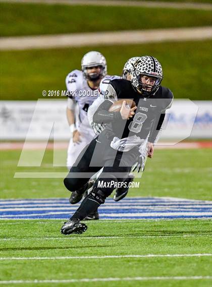 Thumbnail 3 in Malakoff vs. Cameron Yoe (UIL 3A Quarterfinal) photogallery.