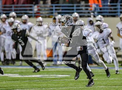 Thumbnail 3 in Malakoff vs. Cameron Yoe (UIL 3A Quarterfinal) photogallery.