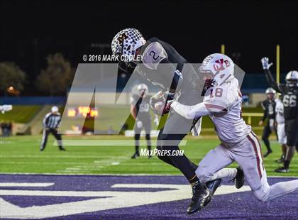 Thumbnail 3 in Malakoff vs. Cameron Yoe (UIL 3A Quarterfinal) photogallery.