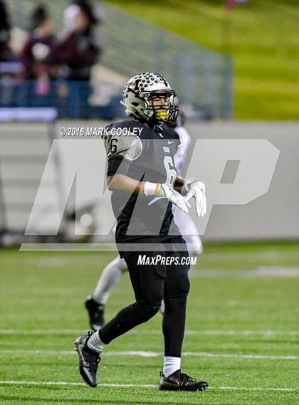 Thumbnail 1 in Malakoff vs. Cameron Yoe (UIL 3A Quarterfinal) photogallery.