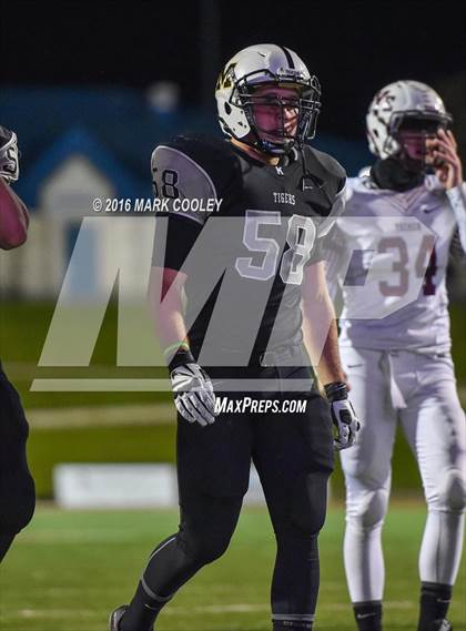 Thumbnail 3 in Malakoff vs. Cameron Yoe (UIL 3A Quarterfinal) photogallery.