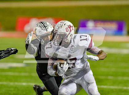 Thumbnail 2 in Malakoff vs. Cameron Yoe (UIL 3A Quarterfinal) photogallery.