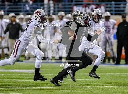 Thumbnail 3 in Malakoff vs. Cameron Yoe (UIL 3A Quarterfinal) photogallery.