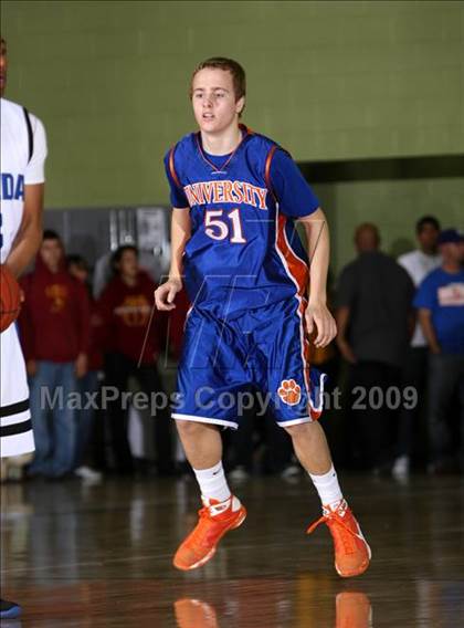Thumbnail 2 in Reseda vs. University (CIF LACS D2 Final) photogallery.