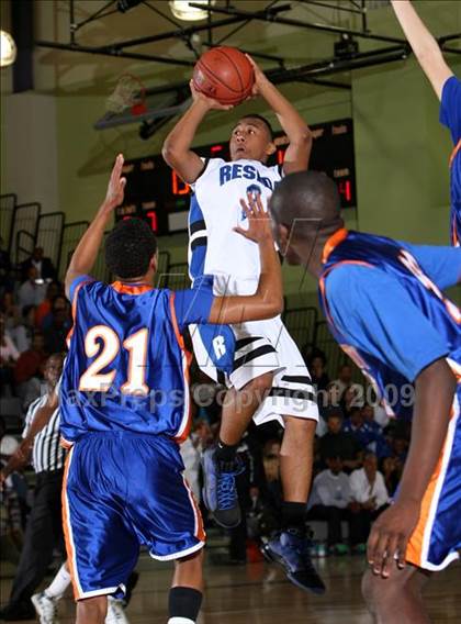 Thumbnail 2 in Reseda vs. University (CIF LACS D2 Final) photogallery.