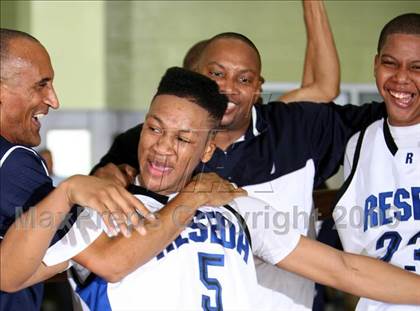 Thumbnail 2 in Reseda vs. University (CIF LACS D2 Final) photogallery.