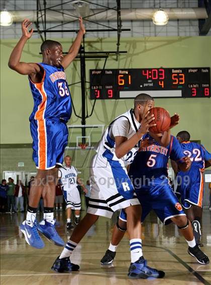 Thumbnail 1 in Reseda vs. University (CIF LACS D2 Final) photogallery.