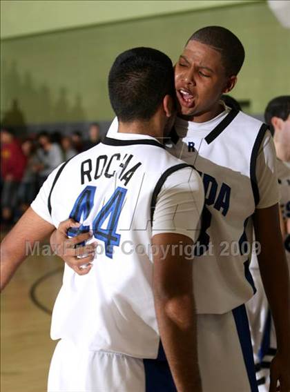 Thumbnail 1 in Reseda vs. University (CIF LACS D2 Final) photogallery.