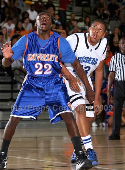 Thumbnail 2 in Reseda vs. University (CIF LACS D2 Final) photogallery.