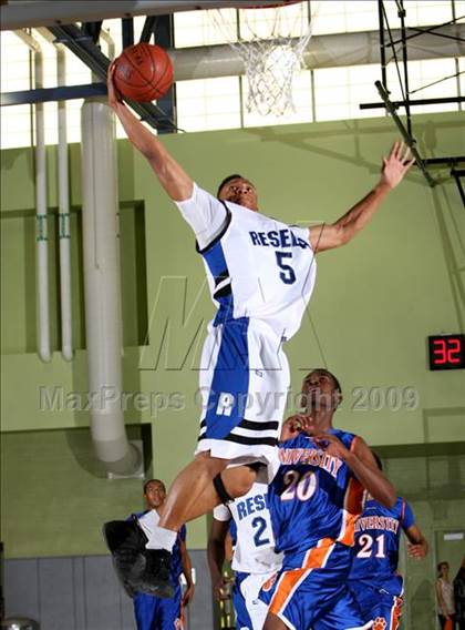 Thumbnail 2 in Reseda vs. University (CIF LACS D2 Final) photogallery.