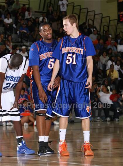Thumbnail 2 in Reseda vs. University (CIF LACS D2 Final) photogallery.