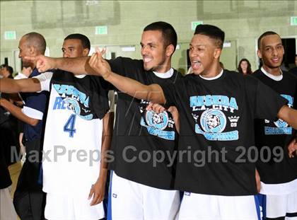 Thumbnail 3 in Reseda vs. University (CIF LACS D2 Final) photogallery.