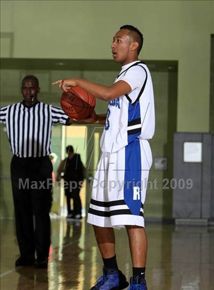 Thumbnail 2 in Reseda vs. University (CIF LACS D2 Final) photogallery.