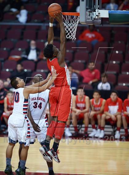 Thumbnail 3 in Mater Dei vs. Redondo Union (Tarkanian Classic) photogallery.