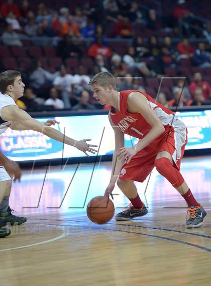 Thumbnail 3 in Mater Dei vs. Redondo Union (Tarkanian Classic) photogallery.