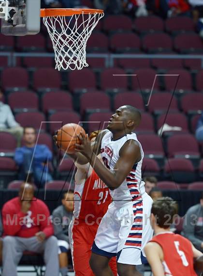 Thumbnail 2 in Mater Dei vs. Redondo Union (Tarkanian Classic) photogallery.