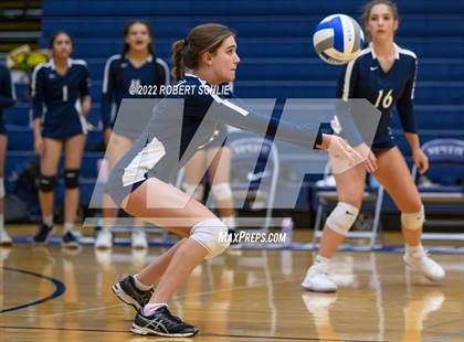 Thumbnail 2 in Rio Americano @ Vista del Lago photogallery.