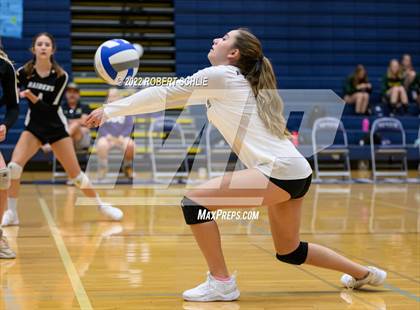 Thumbnail 2 in Rio Americano @ Vista del Lago photogallery.