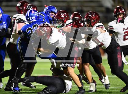 Thumbnail 1 in Weiss vs. Barbers Hill (UIL 5A D1 Football Regional Semifinal) photogallery.