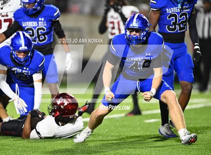 Thumbnail 3 in Weiss vs. Barbers Hill (UIL 5A D1 Football Regional Semifinal) photogallery.