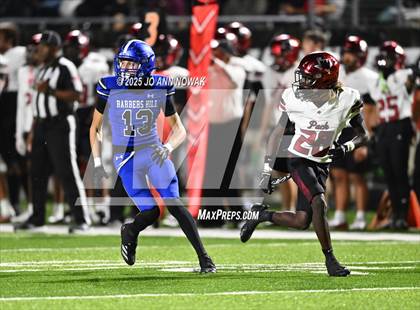 Thumbnail 1 in Weiss vs. Barbers Hill (UIL 5A D1 Football Regional Semifinal) photogallery.