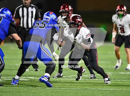 Thumbnail 1 in Weiss vs. Barbers Hill (UIL 5A D1 Football Regional Semifinal) photogallery.