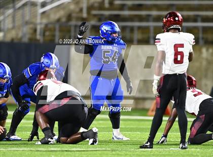 Thumbnail 1 in Weiss vs. Barbers Hill (UIL 5A D1 Football Regional Semifinal) photogallery.