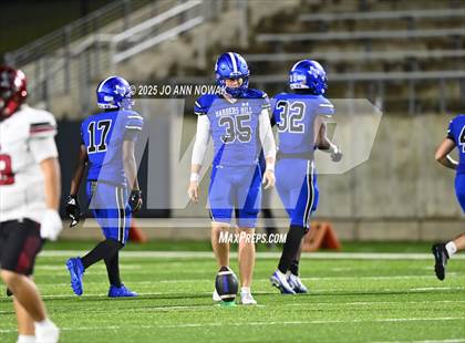 Thumbnail 1 in Weiss vs. Barbers Hill (UIL 5A D1 Football Regional Semifinal) photogallery.