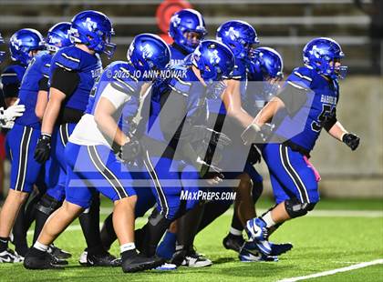 Thumbnail 2 in Weiss vs. Barbers Hill (UIL 5A D1 Football Regional Semifinal) photogallery.