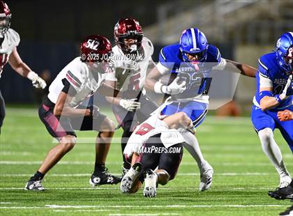 Thumbnail 2 in Weiss vs. Barbers Hill (UIL 5A D1 Football Regional Semifinal) photogallery.