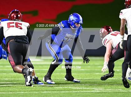 Thumbnail 3 in Weiss vs. Barbers Hill (UIL 5A D1 Football Regional Semifinal) photogallery.