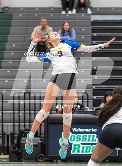 Thumbnail 3 in Rampart vs. Rangeview (CHSAA 5A Region 5) photogallery.
