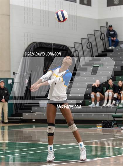 Thumbnail 1 in Rampart vs. Rangeview (CHSAA 5A Region 5) photogallery.
