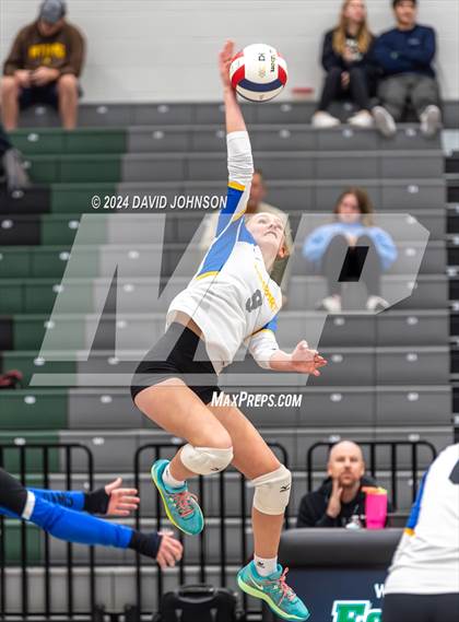 Thumbnail 3 in Rampart vs. Rangeview (CHSAA 5A Region 5) photogallery.