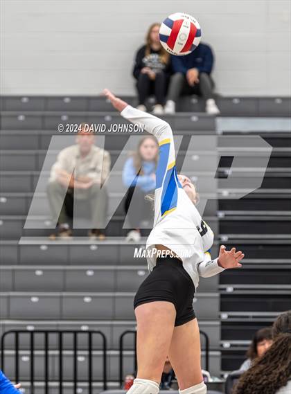 Thumbnail 1 in Rampart vs. Rangeview (CHSAA 5A Region 5) photogallery.