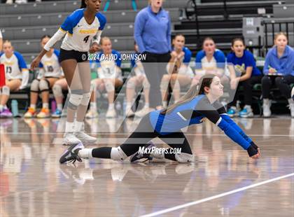 Thumbnail 2 in Rampart vs. Rangeview (CHSAA 5A Region 5) photogallery.