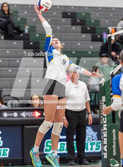 Thumbnail 2 in Rampart vs. Rangeview (CHSAA 5A Region 5) photogallery.