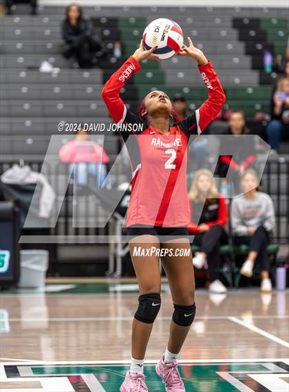 Thumbnail 3 in Rampart vs. Rangeview (CHSAA 5A Region 5) photogallery.