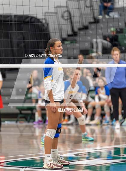Thumbnail 3 in Rampart vs. Rangeview (CHSAA 5A Region 5) photogallery.