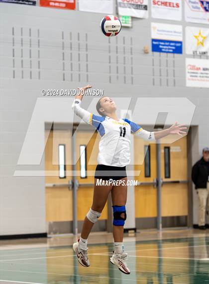 Thumbnail 2 in Rampart vs. Rangeview (CHSAA 5A Region 5) photogallery.